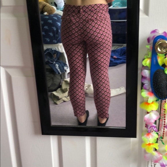 Patterned pants - Picture 2 of 5